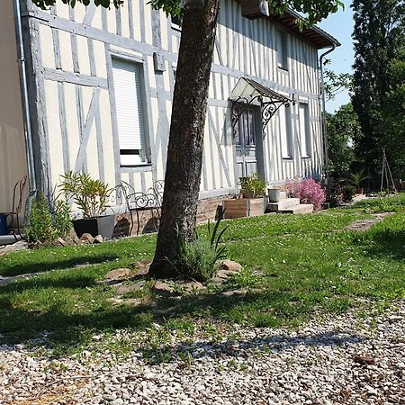 Bed and Breakfast Sous Les Toits Dosches Exterior foto